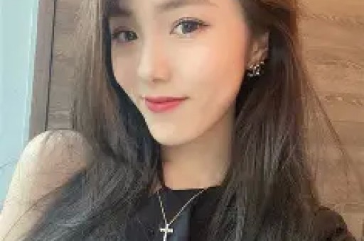 虞书欣黑料满屏热搜却 “绕道走”“欣浪虞乐” 资本作祟