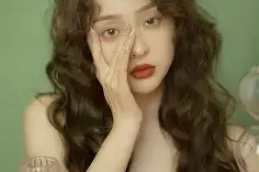 与辉同行销售超千万网红产品“翻车”！海外注册地竟是汽修厂策划：没有故事“就编嘛”