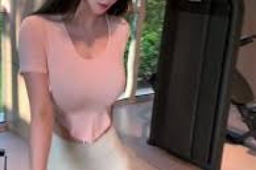 8位女网红被曝私生活混乱！项思醒脚踏多条船青青有两个富主人